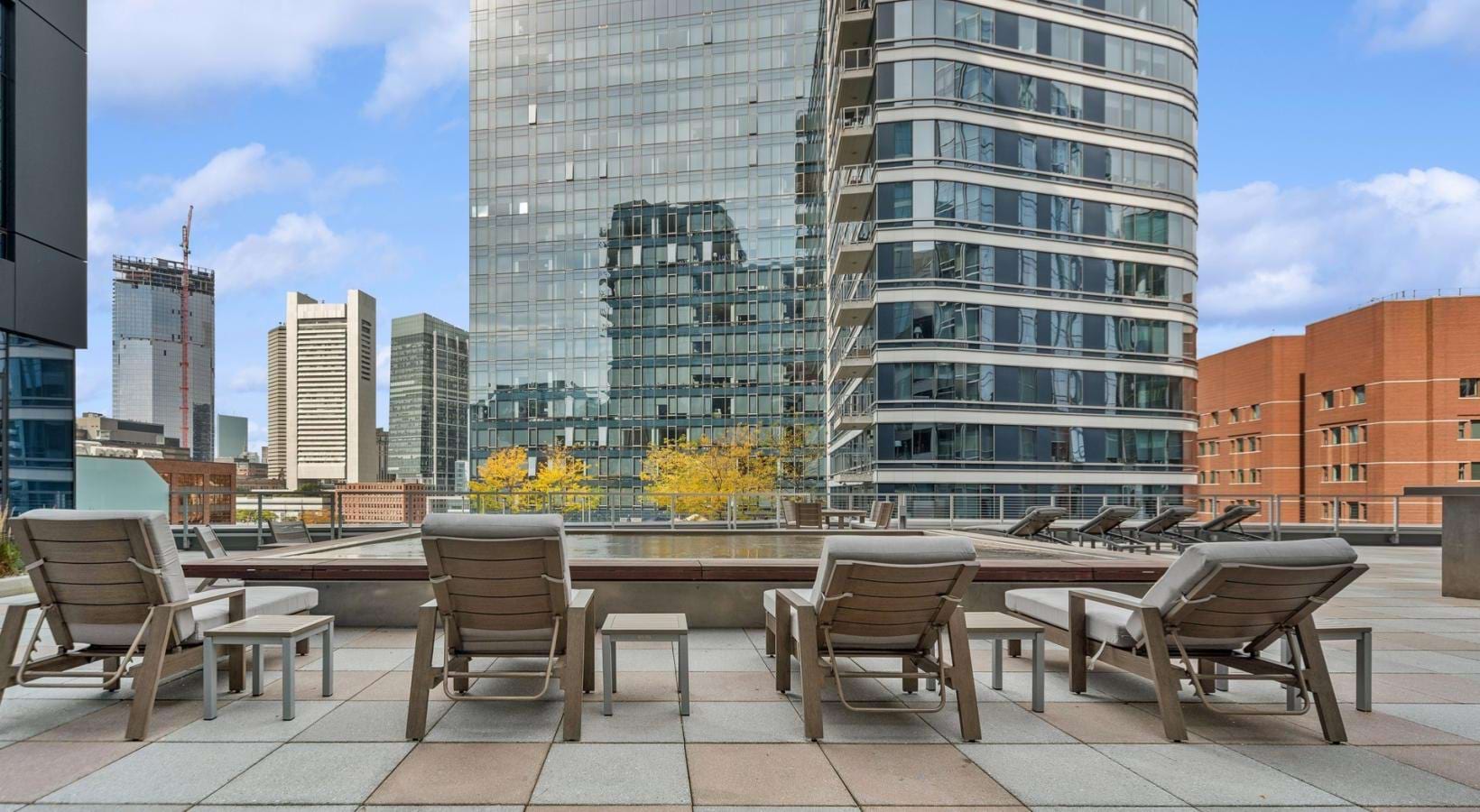 VIA Seaport Residences 5 of 6